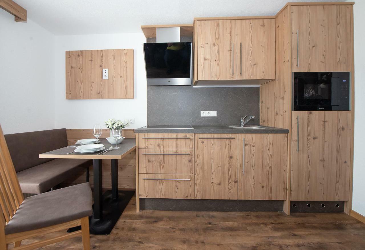 Haus Notburga Hotel Зерфаус Екстериор снимка