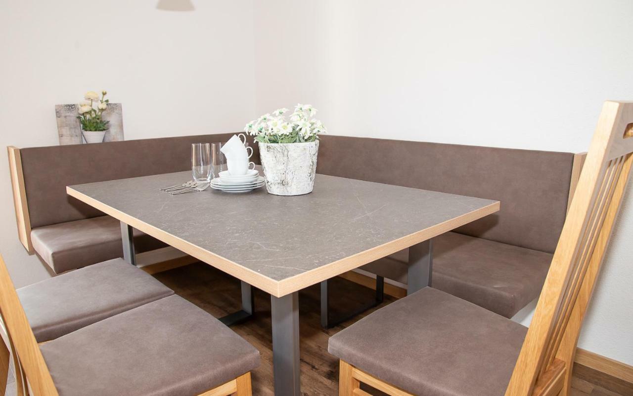 Haus Notburga Hotel Зерфаус Екстериор снимка